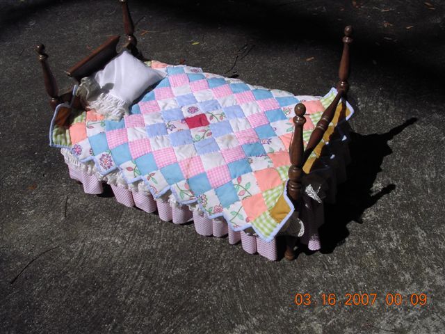 Four poster bed